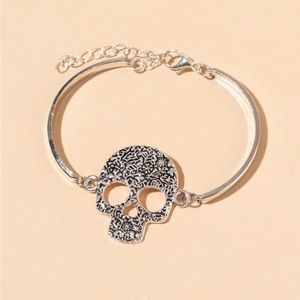 Skull bracelet